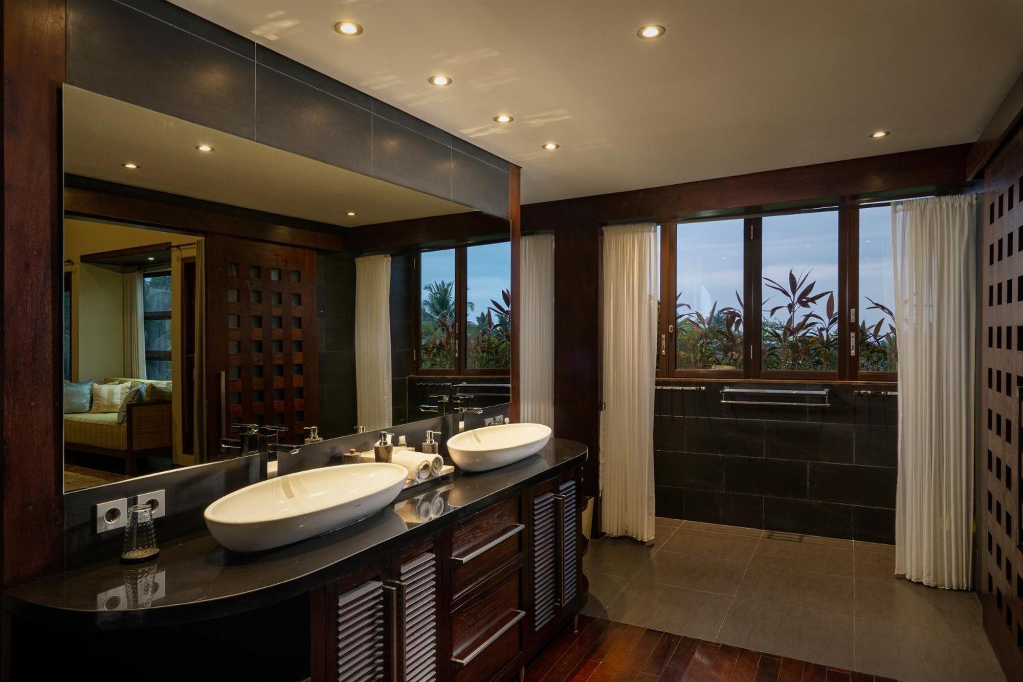 The Luxe Ubud Room photo
